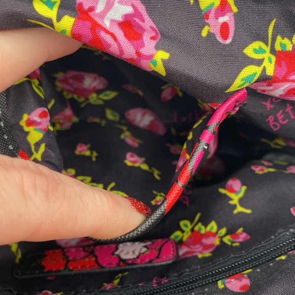 Betsey Johnson Rose Floral Gold Chain Small Purse - Picture 11 of 13